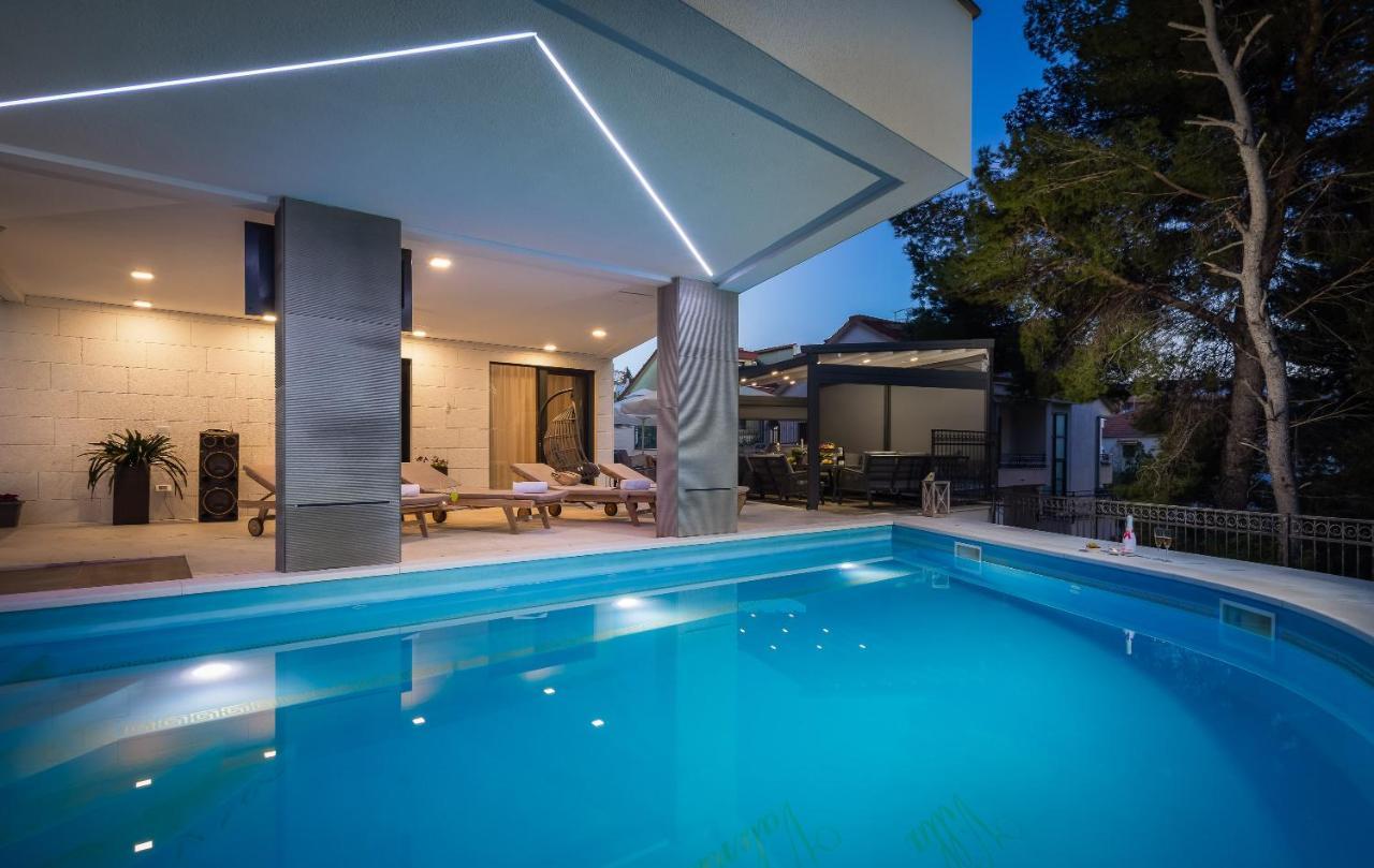 Beach Villa Valentina Trogir Exterior photo