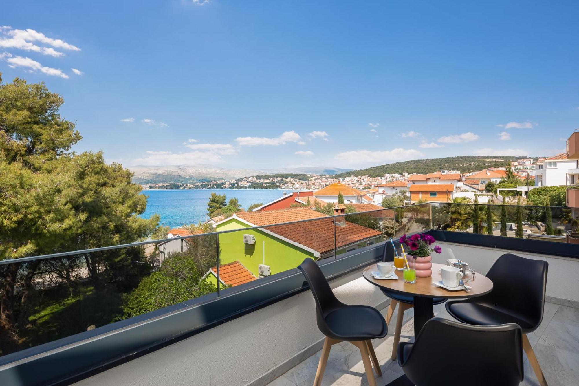Beach Villa Valentina Trogir Room photo